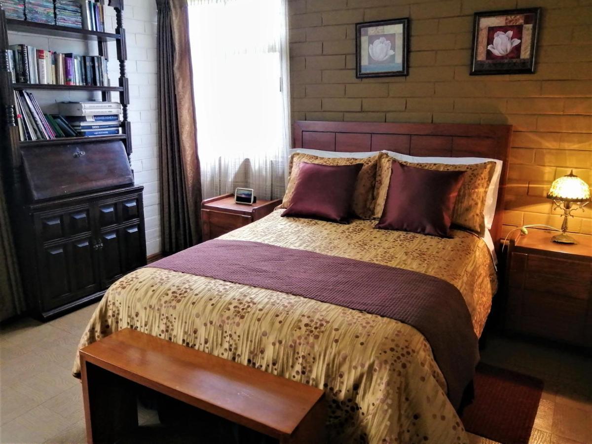 Chester'S B&B Tababela Exterior foto