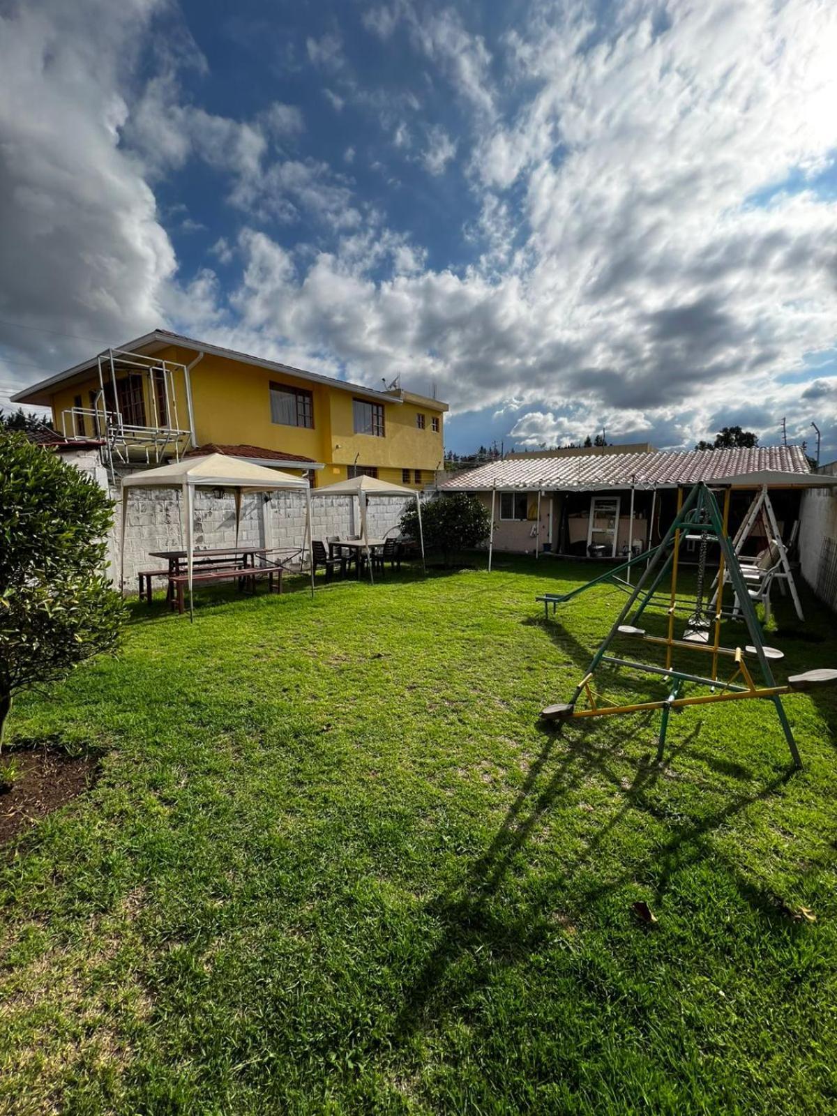 Chester'S B&B Tababela Exterior foto